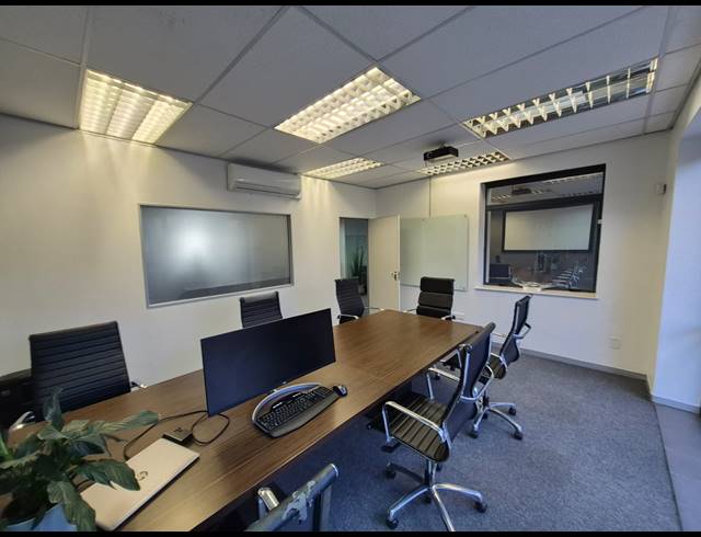 177M² OFFICE FOR SALE IN LITTLE FALLS